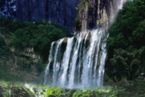 高山流水瀑布美景动态图片