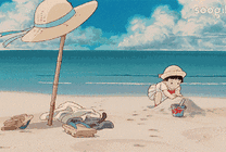 卡通小女孩在海滩上堆沙子玩耍gif图片