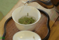 冲泡清新绿茶GIF图片