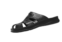 黑色的拖鞋GIF图片