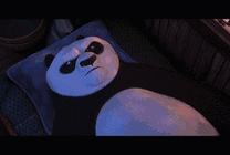 可爱的卡通大熊猫躺在床上睡觉gif图片
