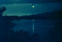 怀旧的江上明月动态图片