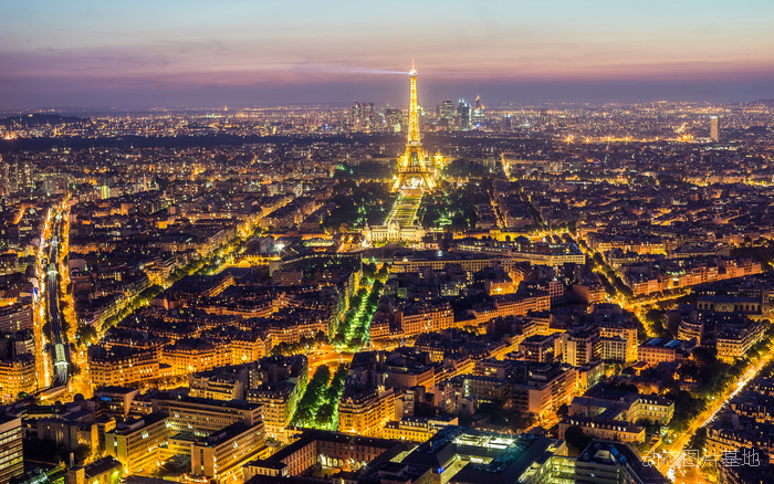 图片描述：埃菲尔铁塔，巴黎铁塔，都市，夜景,尺寸：1920X1200px 