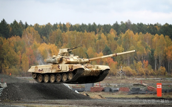 图片描述：坦克，t-90坦克,尺寸：2560X1600px 