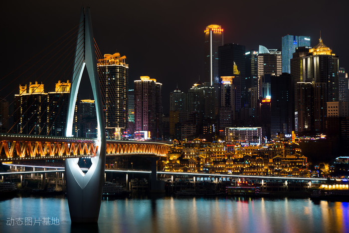 图片描述：重庆，夜景，千厮门大桥,尺寸：1600X1068px 