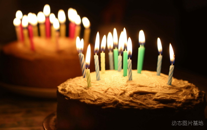 图片描述：生日，蛋糕，生日蛋糕，生日蜡烛,尺寸：2560X1600px 